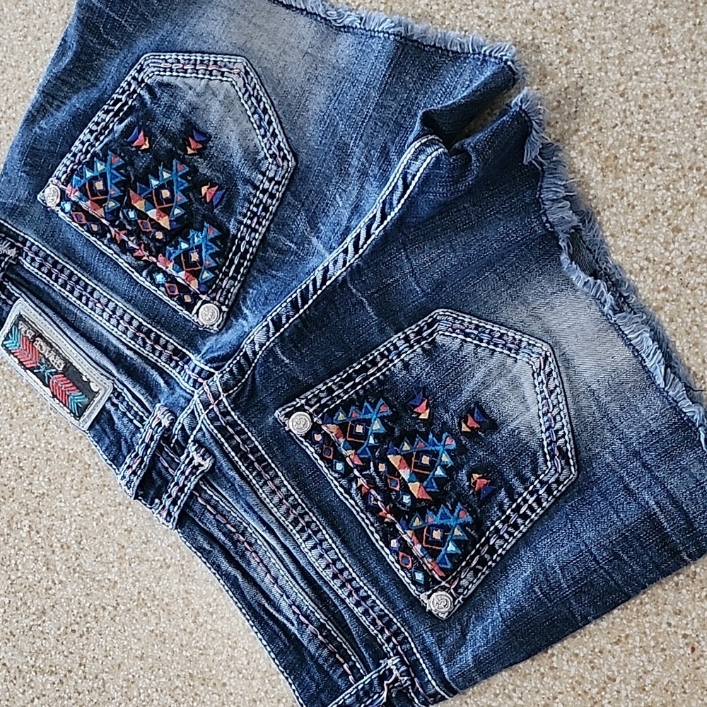 Grace in LA Southwest Fray Hem Shorts Size 27 - Picture 3 of 10